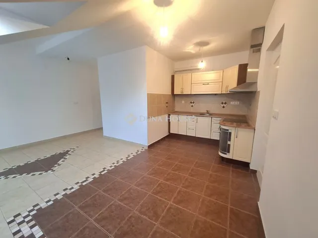 Kiadó lakás Szeged 52 nm