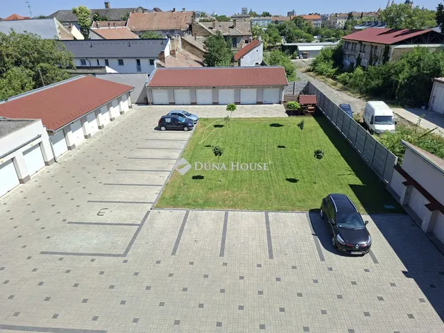 Eladó garázs Szeged 16 nm