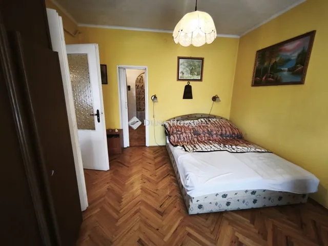 Eladó ház Hódmezővásárhely, Nap utca 77 nm