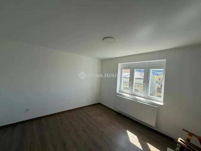 Eladó lakás Hódmezővásárhely 74 nm