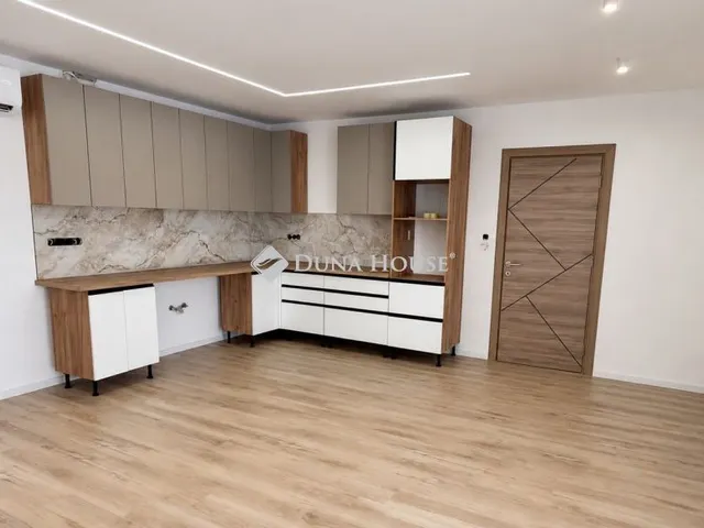 Eladó ház Makó, Harmat utca 120 nm