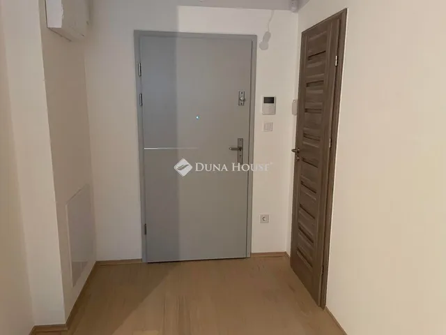 Kiadó lakás Szeged, Bakay Nándor utca 62 nm