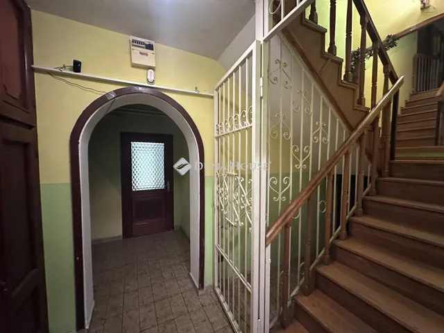 Eladó ház Szeged, Jakab Lajos utca 223 nm