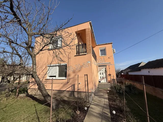 Eladó ház Karcag 230 nm