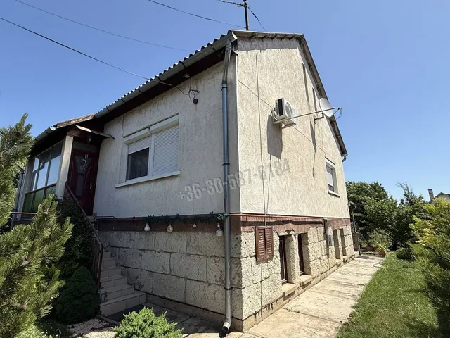 Eladó ház Püspökladány 230 nm