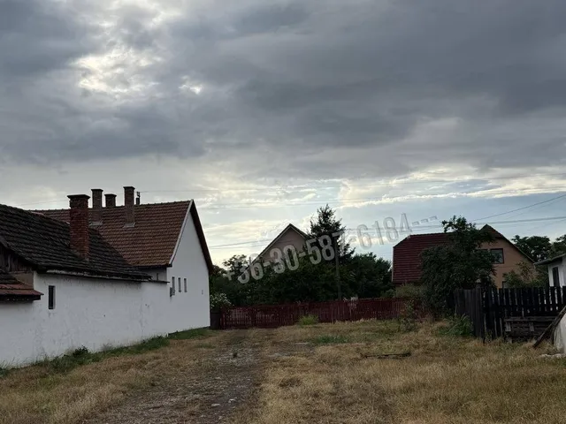 Eladó telek Kaba 785 nm