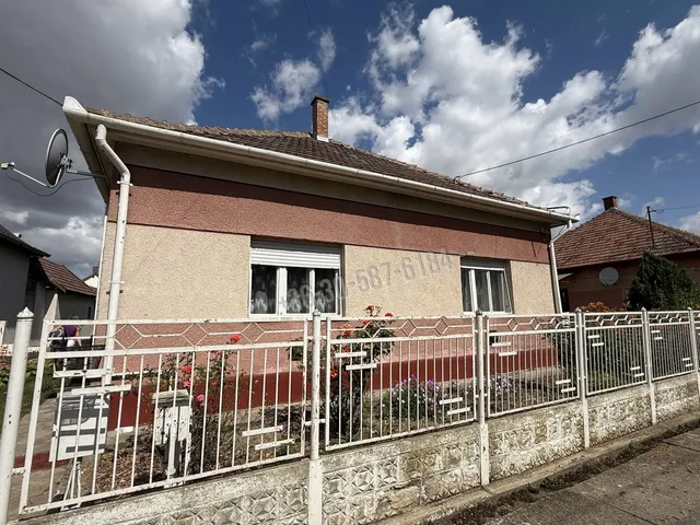 Eladó ház Püspökladány 71 nm