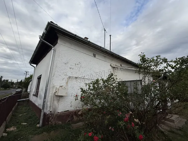 Eladó ház Kaba 60 nm