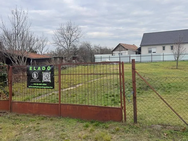 Eladó telek Nagyrábé 756 nm