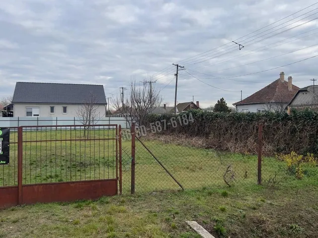Eladó telek Nagyrábé 756 nm