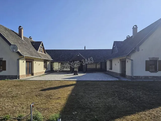 Eladó mezőgazdasági ingatlan Lajosmizse 369 nm