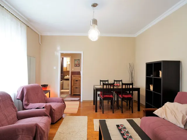 Kiadó ház Budapest IV. kerület, Istvántelek 52 nm