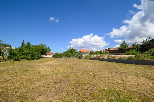 Eladó telek Érd, Dombosváros 1000 nm