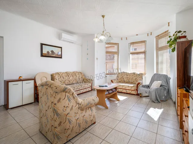 Eladó ház Sárisáp, Hunyadi utca 98 nm