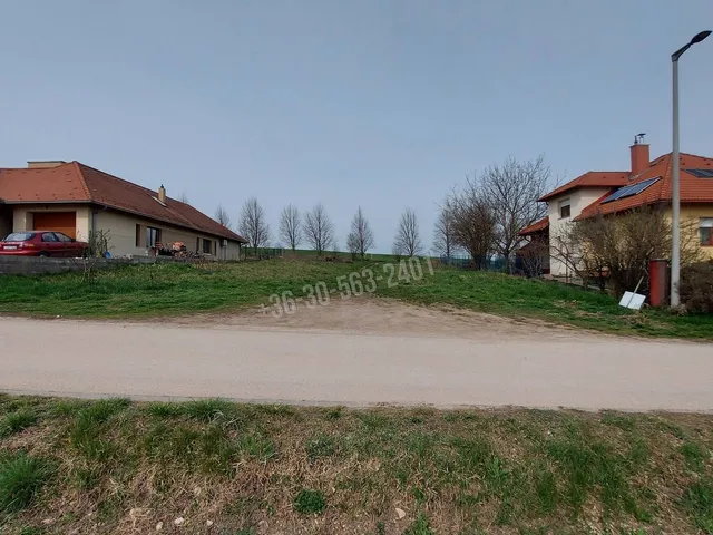 Eladó telek Etyek, Gesztenyés út