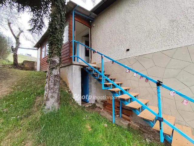 Eladó mezőgazdasági ingatlan Zalaszentgrót 2006 nm