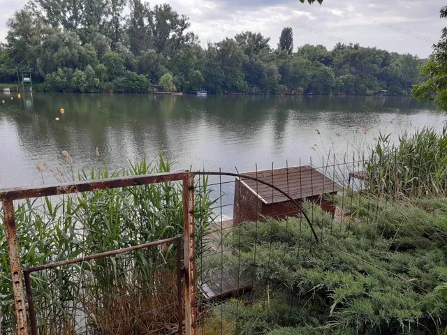Eladó ház Szolnok 224 nm