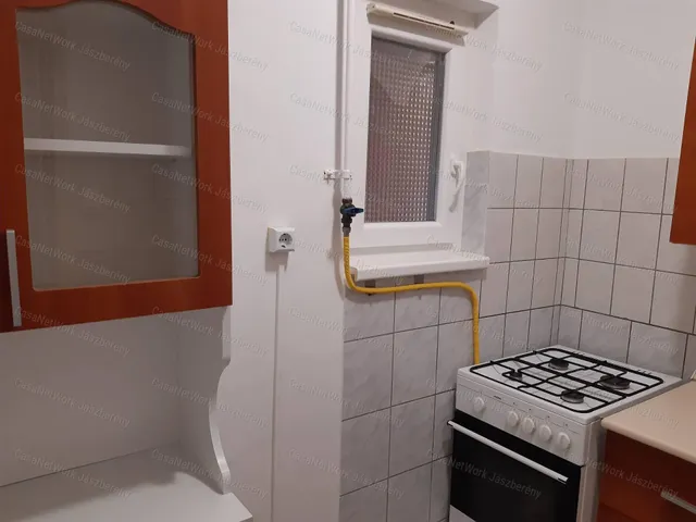 Eladó lakás Szolnok 49 nm