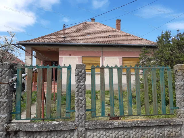 Eladó ház Szolnok 86 nm