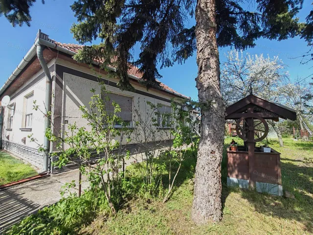 Eladó ház Jászdózsa 104 nm