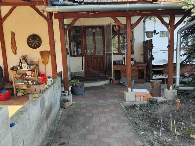 Eladó mezőgazdasági ingatlan Jászszentandrás 65 nm