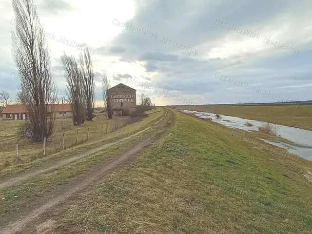 Eladó ház Tarnaörs 1873 nm