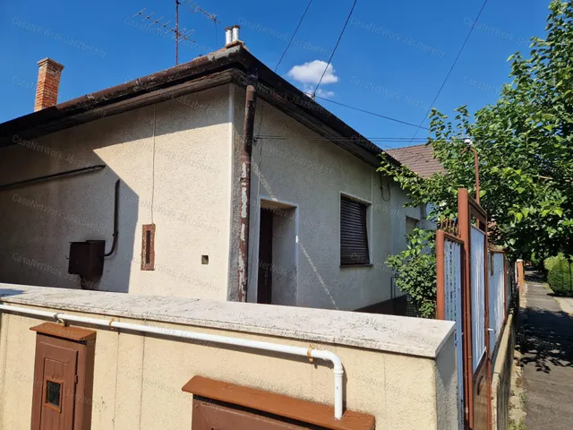 Eladó ház Szolnok 60 nm