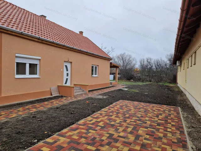 Eladó ház Jászárokszállás 79 nm