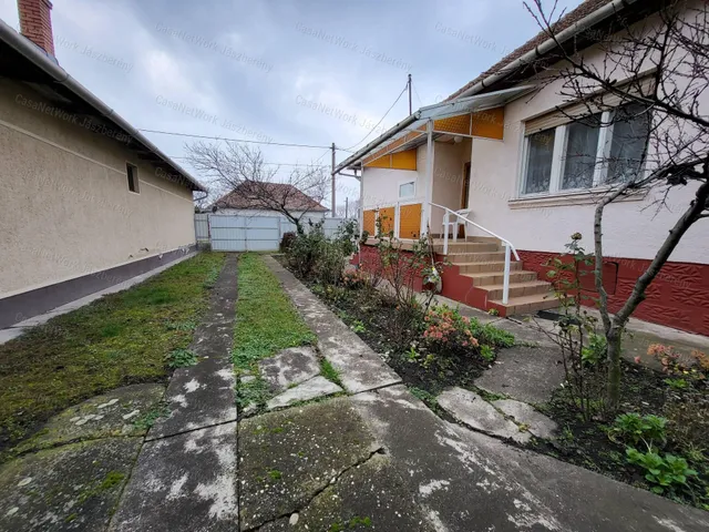 Eladó ház Jászberény 94 nm