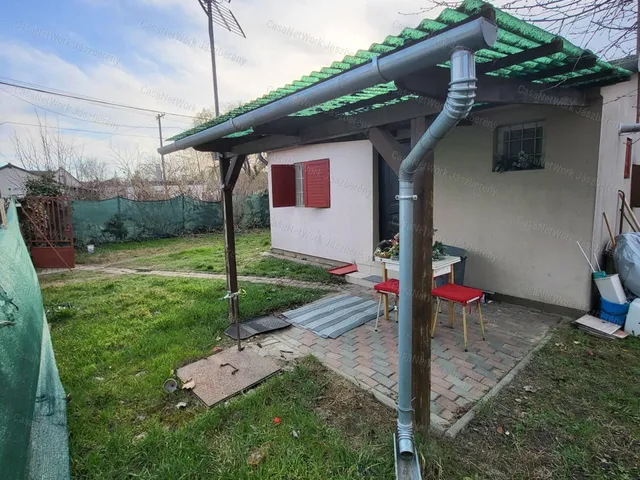 Eladó nyaraló Jászapáti 32 nm