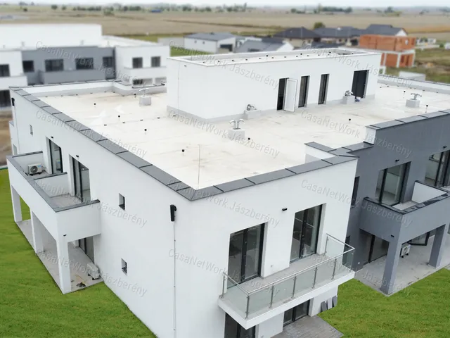 Eladó lakás Jászberény 54 nm