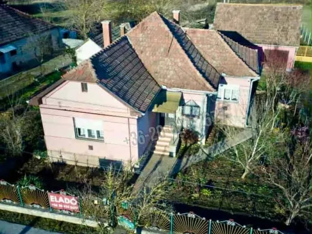 Eladó ház Szátok 111 nm