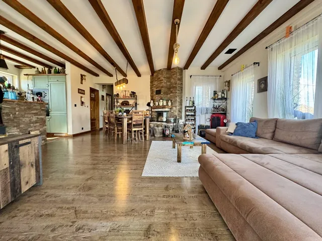 Eladó ház Nézsa 94 nm