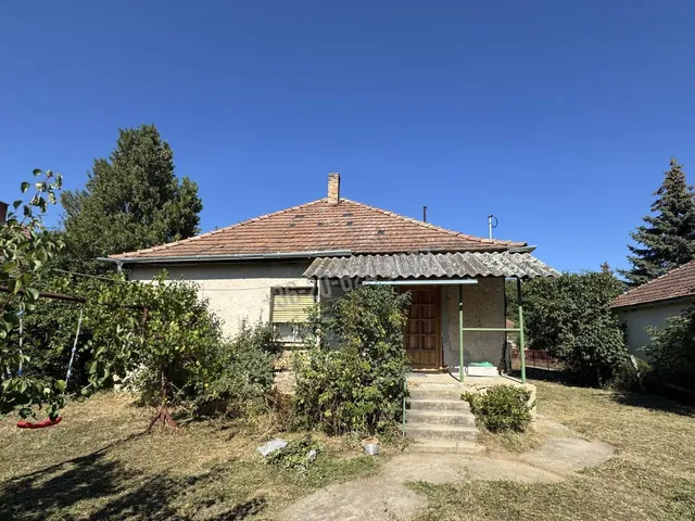 Eladó ház Romhány 65 nm