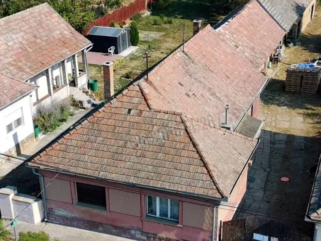 Eladó ház Romhány 290 nm