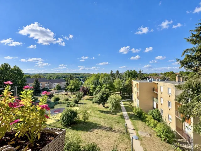 Eladó lakás Rétság 58 nm