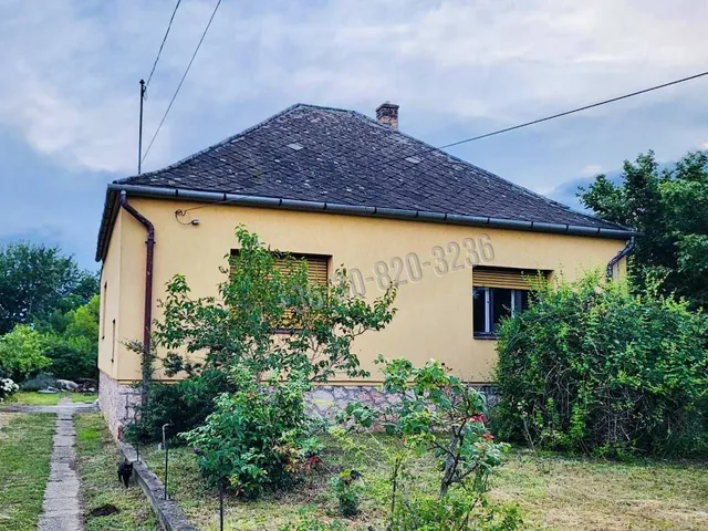 Eladó ház Tata, Újhegy 89 nm