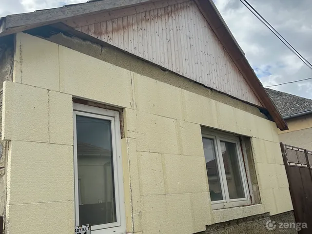 Eladó ház Rakamaz 80 nm