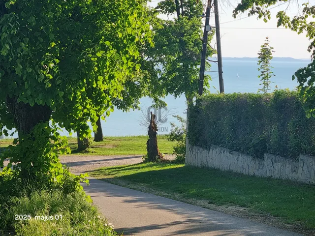 Eladó ház Balatonakarattya 45 nm