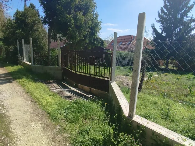 Eladó telek Balatonkenese 467 nm