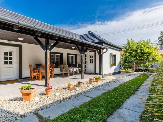 Eladó ház Kőröshegy 104 nm