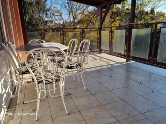 Eladó üdülő és hétvégi ház Balatonakarattya 56 nm