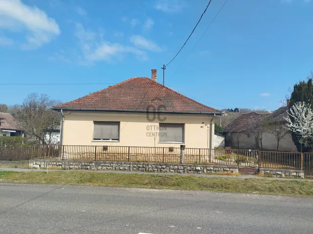 Eladó ház Kőröshegy 100 nm