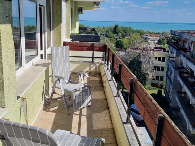 Eladó lakás Balatonalmádi 62 nm