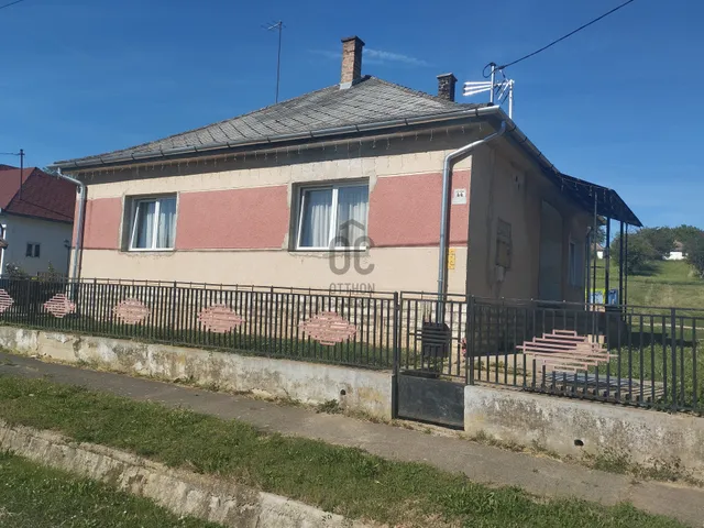 Eladó ház Kapoly 100 nm