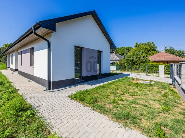 Eladó ház Szántód 90 nm