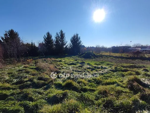 Eladó telek Abda 1059 nm