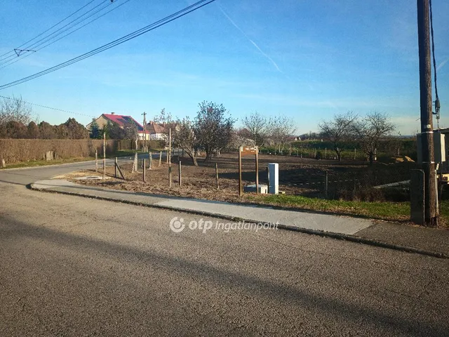 Eladó ház Koroncó 80 nm