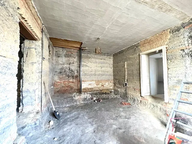 Eladó ház Kóny, Falu 95 nm