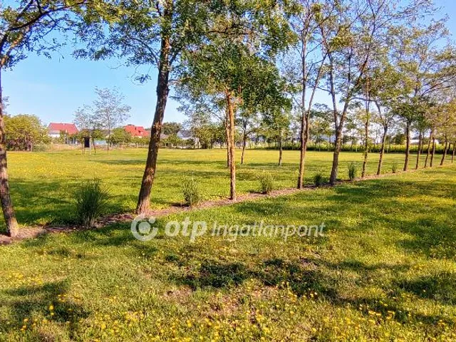 Eladó telek Töltéstava 12679 nm